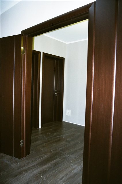 Установка дверных ручек на межкомнатные двери цена врезки в Якутске